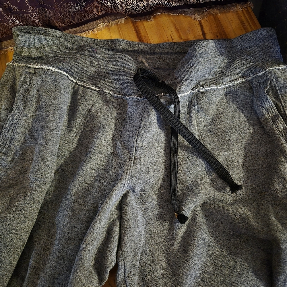 Calvin Klein Men's Gray Lounge Pants And Hat View 4